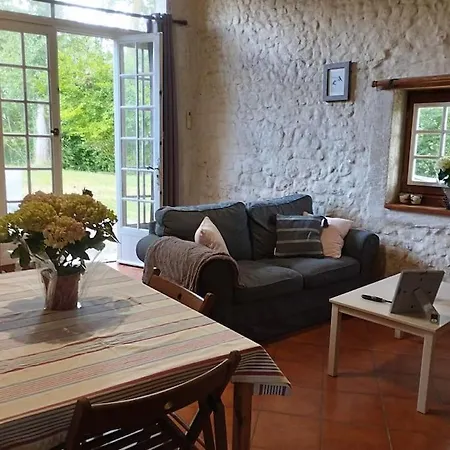 Chaleureux Au Calme * Salles-de-Barbezieux