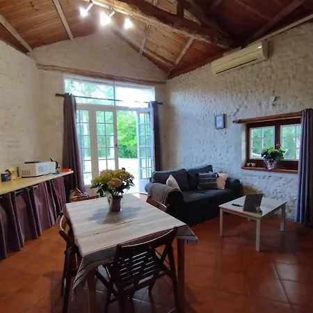 Casa de Férias Chaleureux Au Calme *